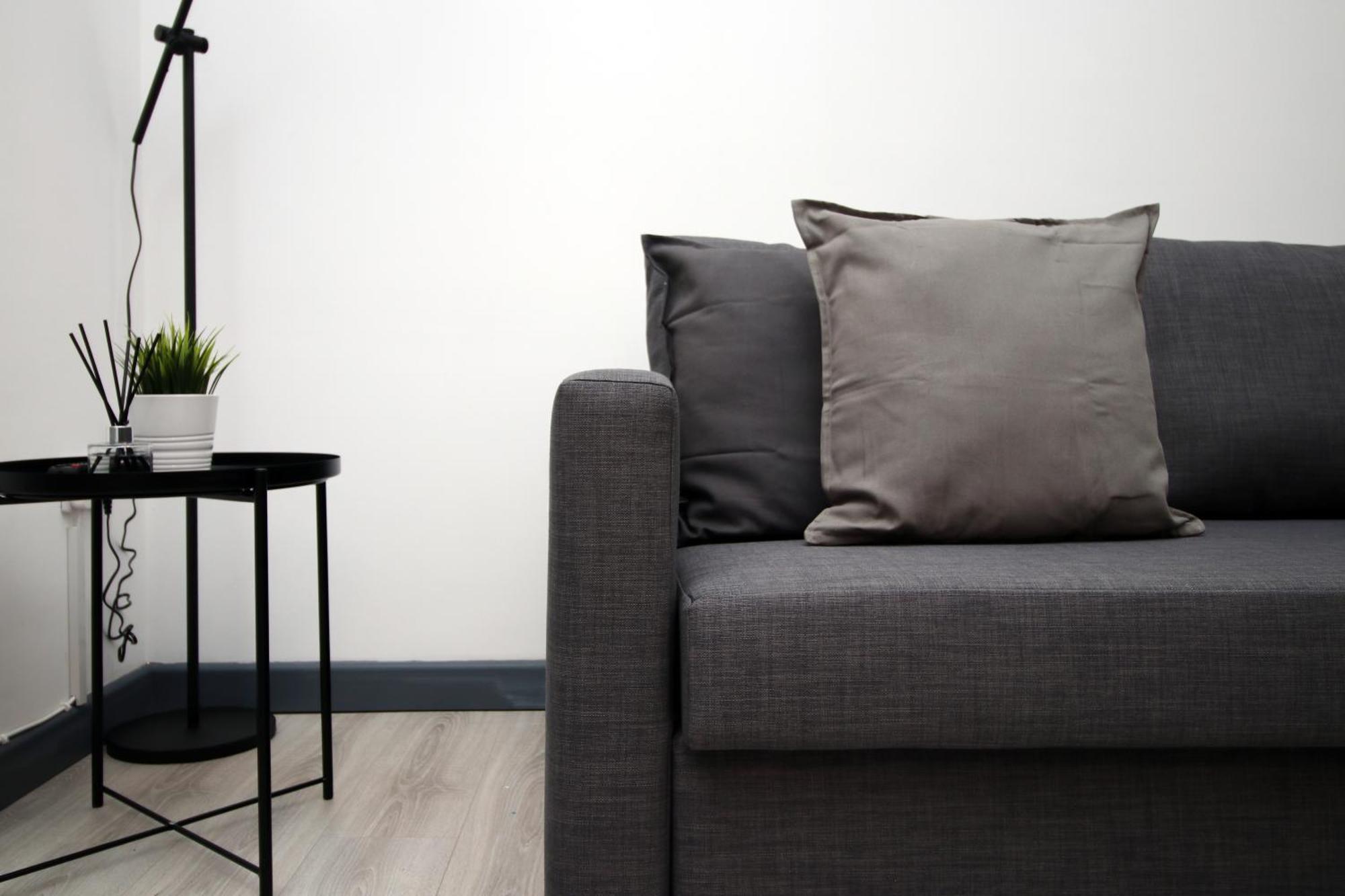 סוואנסי Fully Equipped Kitchen, Parking, City Centre מראה חיצוני תמונה