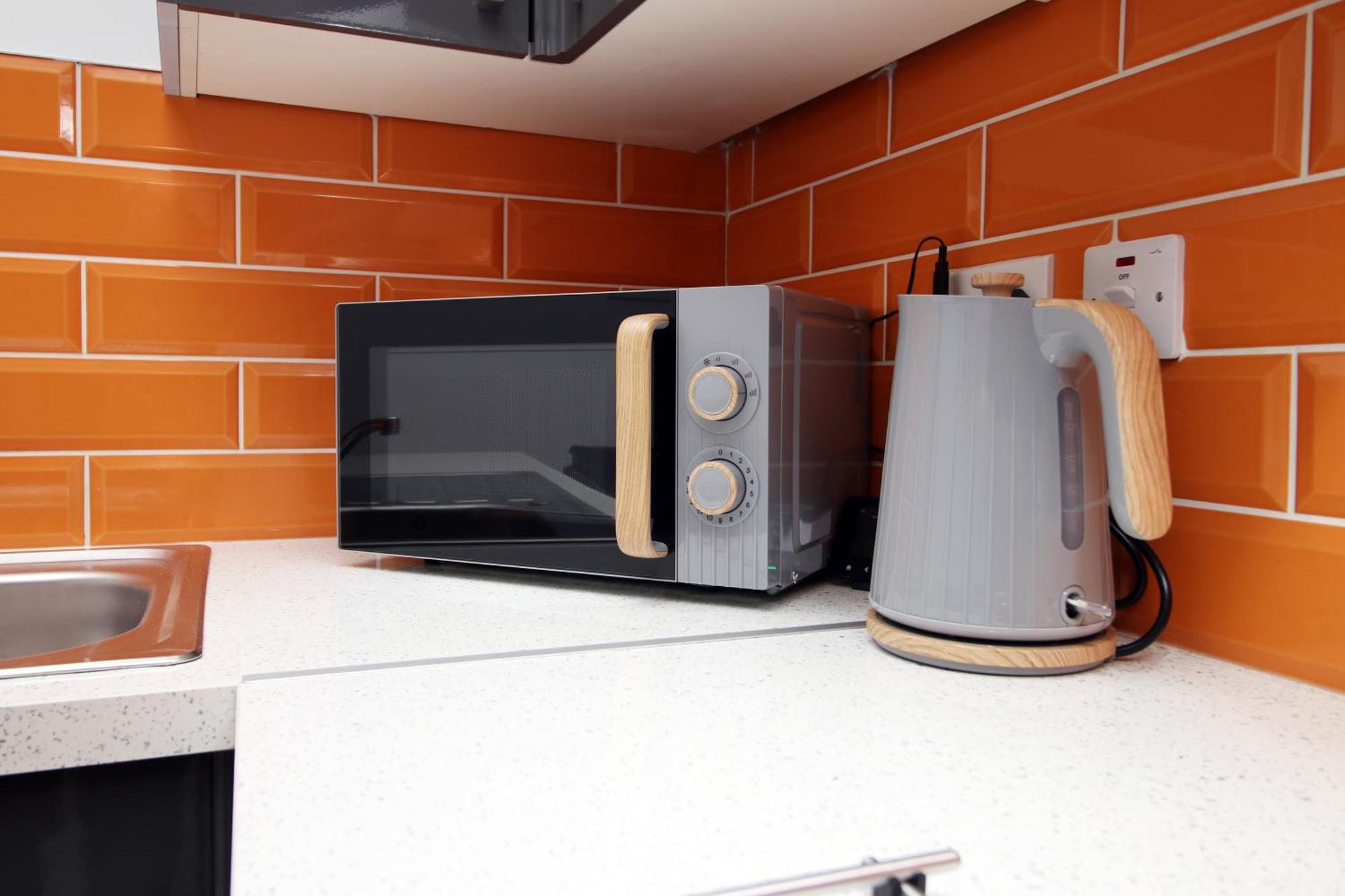 סוואנסי Fully Equipped Kitchen, Parking, City Centre מראה חיצוני תמונה